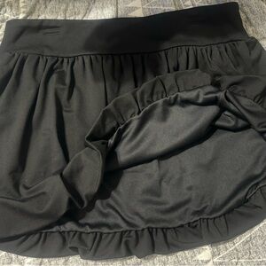 GB brand bubble skirt